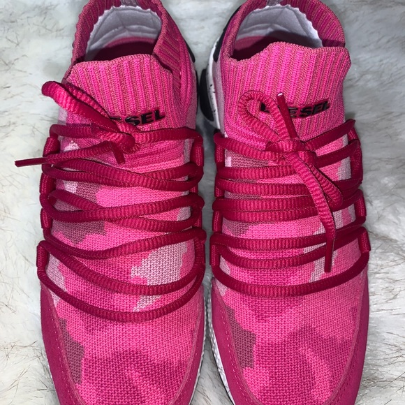 Diesel Pink Carnation Sneakers Size 6.5 - Picture 3 of 6